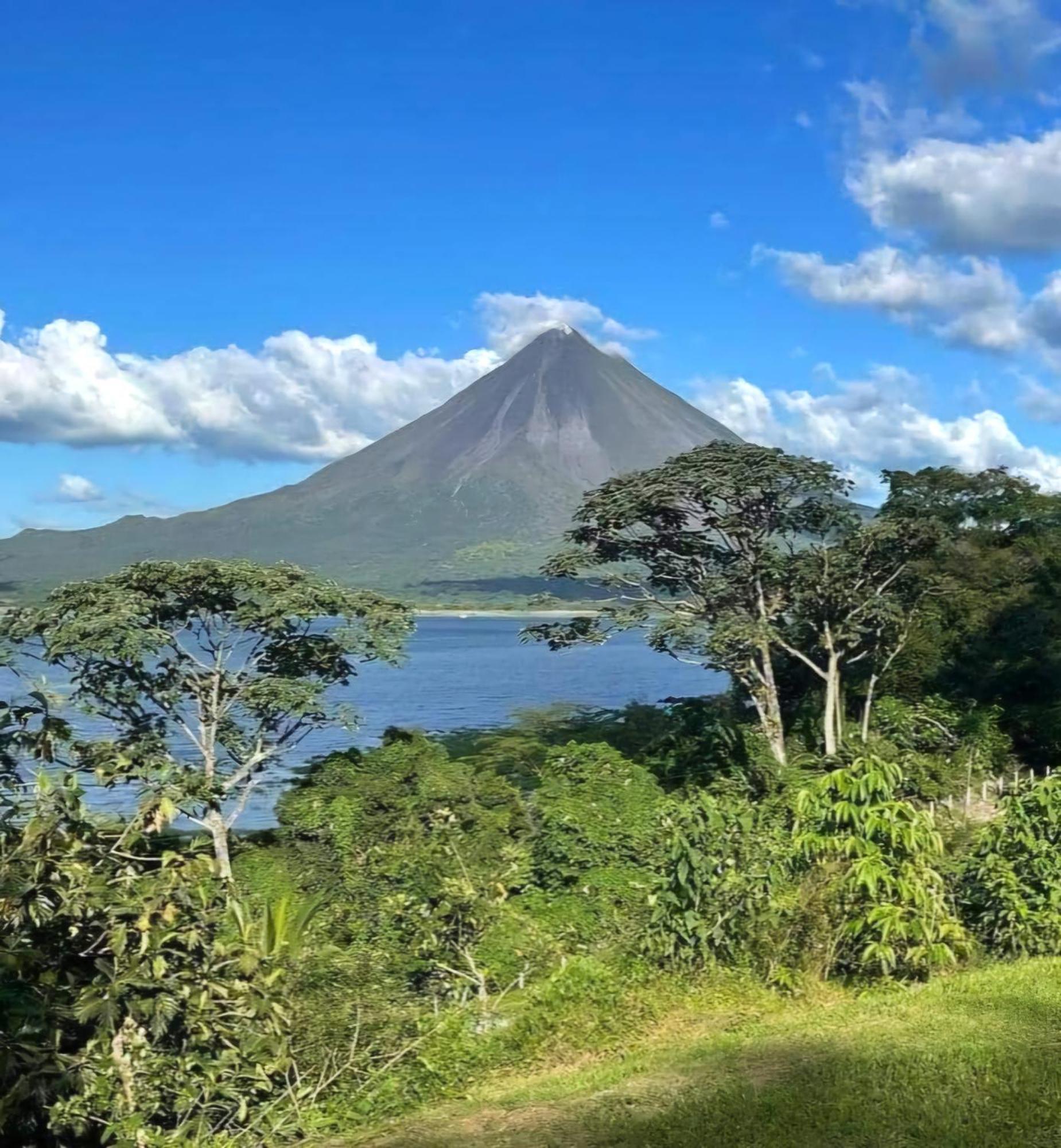 Rustico Villa Arenal La Fortuna Exterior foto